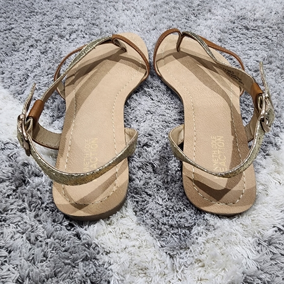 Reaction Kenneth Cole Sandals 7.5 - Picture 4 of 7